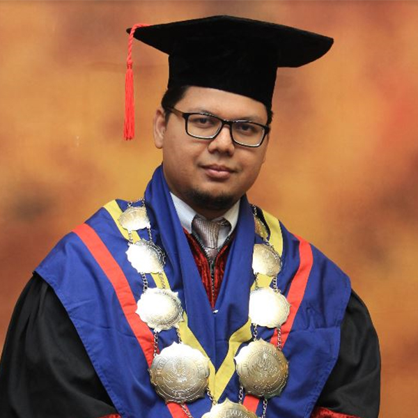 Dr. Zamakhsyari Bin Hasballah Thaib